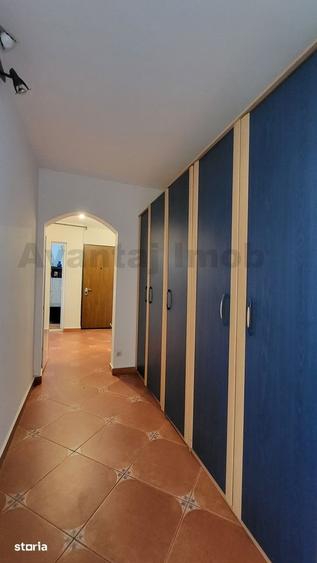 Apartament cu 3 camere în Crângași