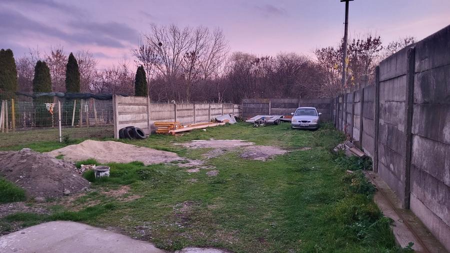 Vand /schimb/ Inchiriez Case si garaje pe str Ion Ghica 41c in 14Mai - 3