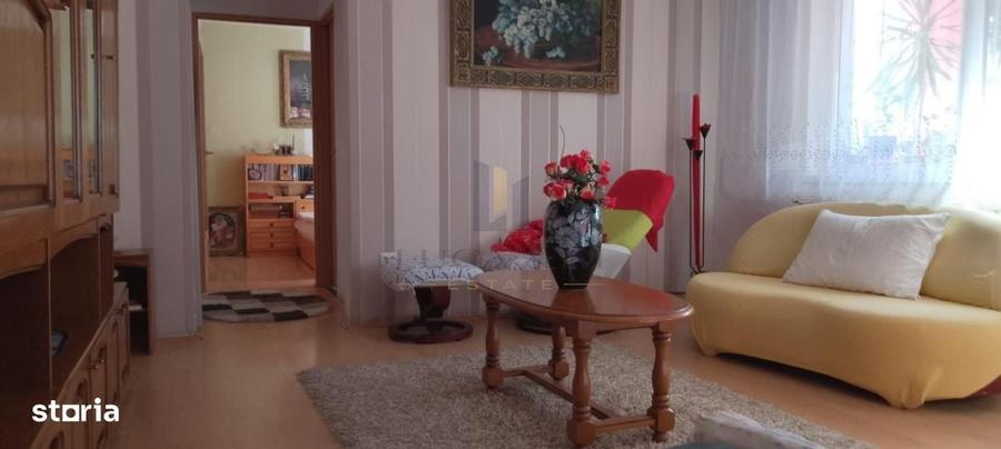 Apartament cu 3 camere semidecomandat în Dâmbovița