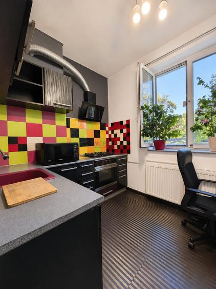 Apartament cu 2 camere decomandat, mobilat în Jiului
