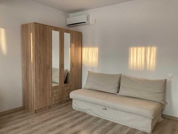Garsoniera Decomandata cu Loc de Parcare Privat, Direct de la Proprietar, Fara Comision, Chirie Lunara 430 Euro, In Sectorul 4 - 2