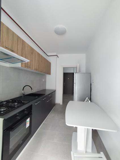 Apartament cu 2 camere decomandat, mobilat în Nicolina