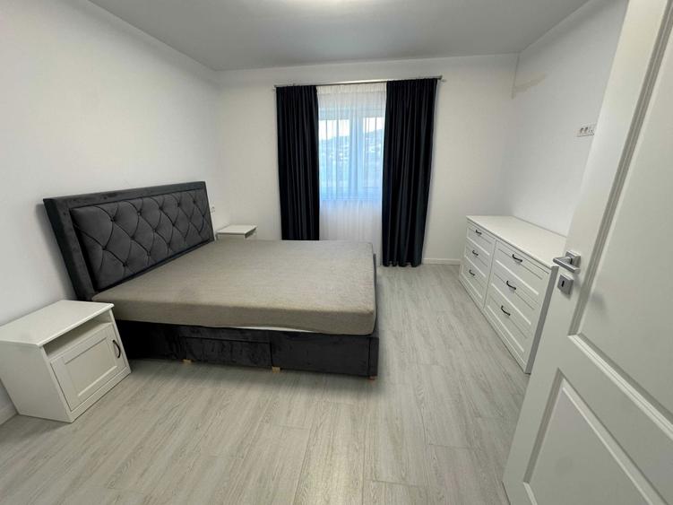 Casa cuplata pe colt De inchiriat - 4