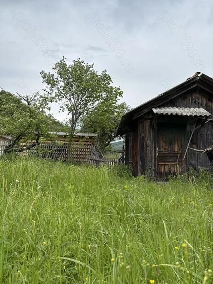 Vand casa ?i teren in Munteni, comuna Bulz, cu ie?ire la DJ - 5