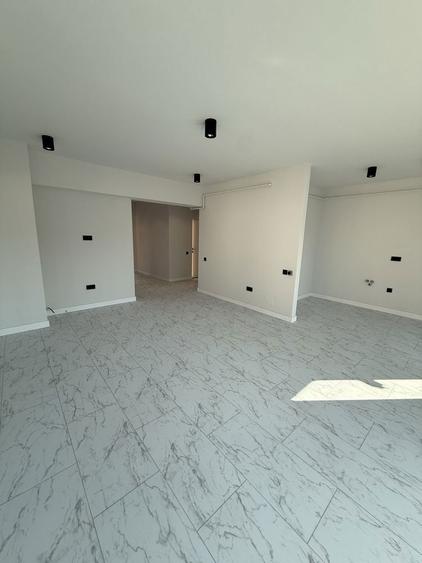Apartament-bloc nou 2026 -4 camere-163mp-terase--Persoana Fizica - 3