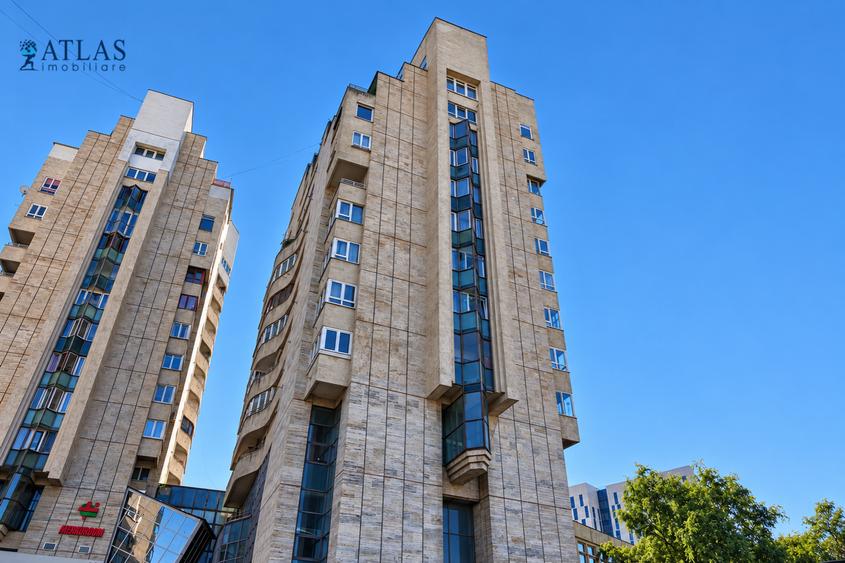 Apartament cu 3 camere în 15 Noiembrie
