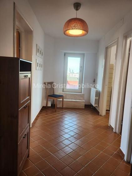 De Inchiriat Garsoniera Bd. Decebal  cu TERASA langa Rond Alba Iulia