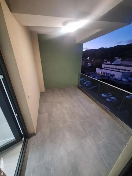 Inchiriez studio zona Zavoi - 7