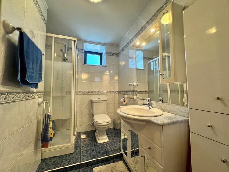 APARTAMENT 2 CAMERE -  ALEEA ALEXANDRU - UTILIZARE MIXTA - LOCUINTA/BIROU - 20