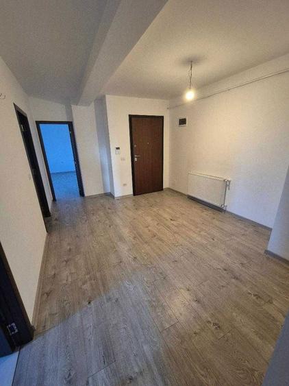 inchiriez ap 3 camere Radauti - 8