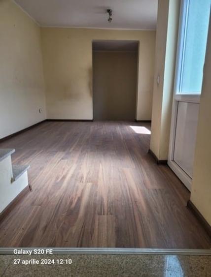 Chitila Centru ,Vila 6 camere - 6