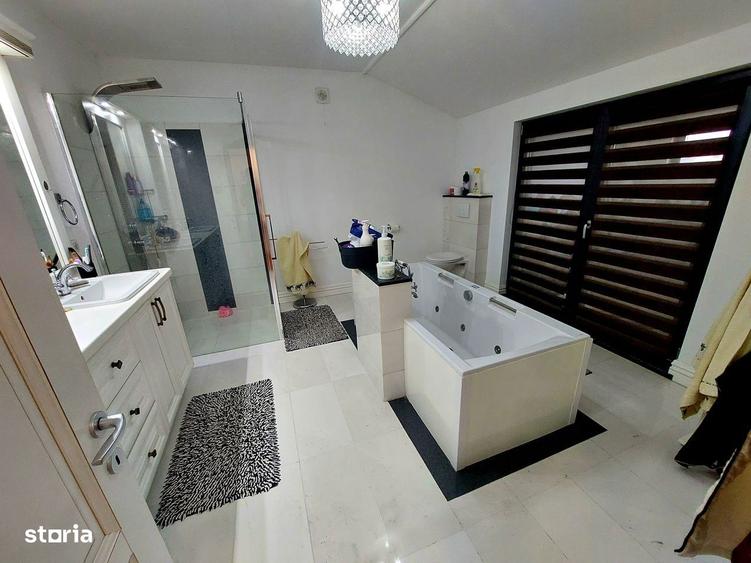 COMISION 0 Casa 206 mp utili, 1341 mp teren, 3 cam, Valea Voievozilor - 1