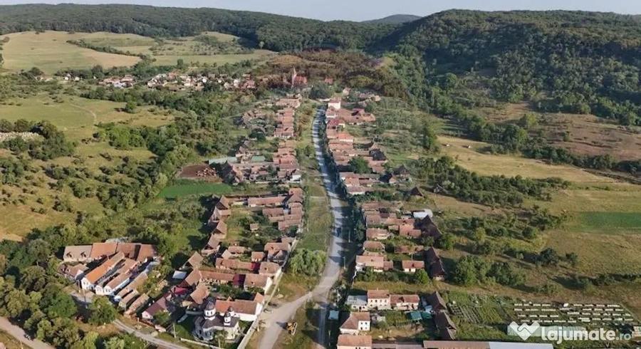 DE VANZARE Teren intr-un col? de Transilvanie autentica - 7