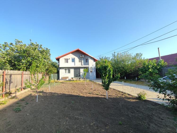 Casă frumoasă de vânzare în Petrachioaia - zonă centrală lângă lac - 14