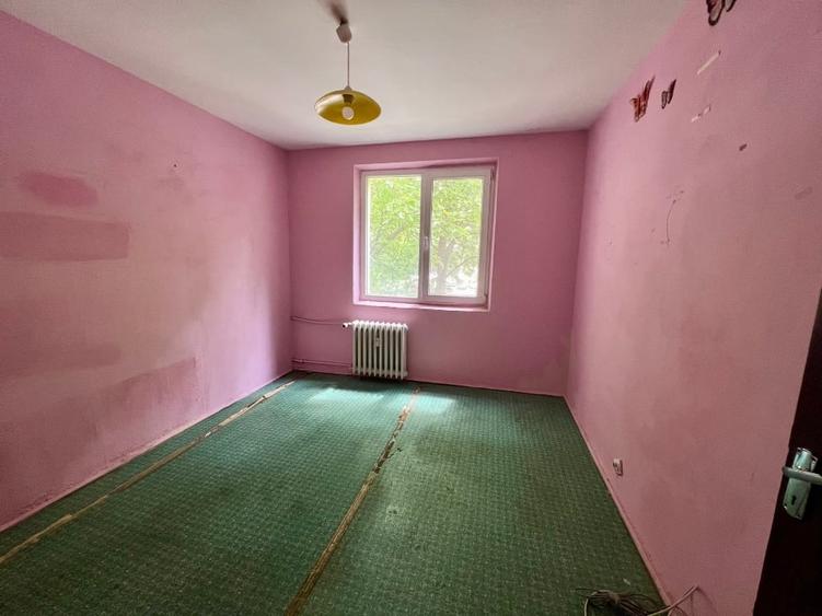 Vand ap 2 camere, zona linistita - 1