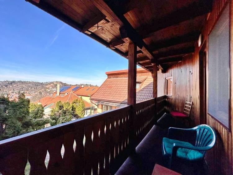 Casa singur in Curte cu Priveliste Deosebita, Zona Centrala - 1