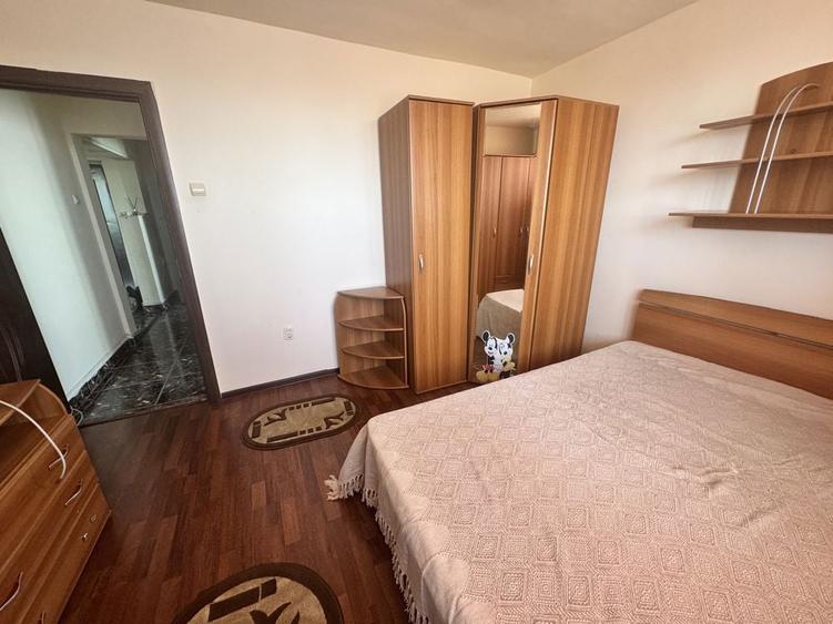 Proprietar, inchiriez apartament decomandat - 8