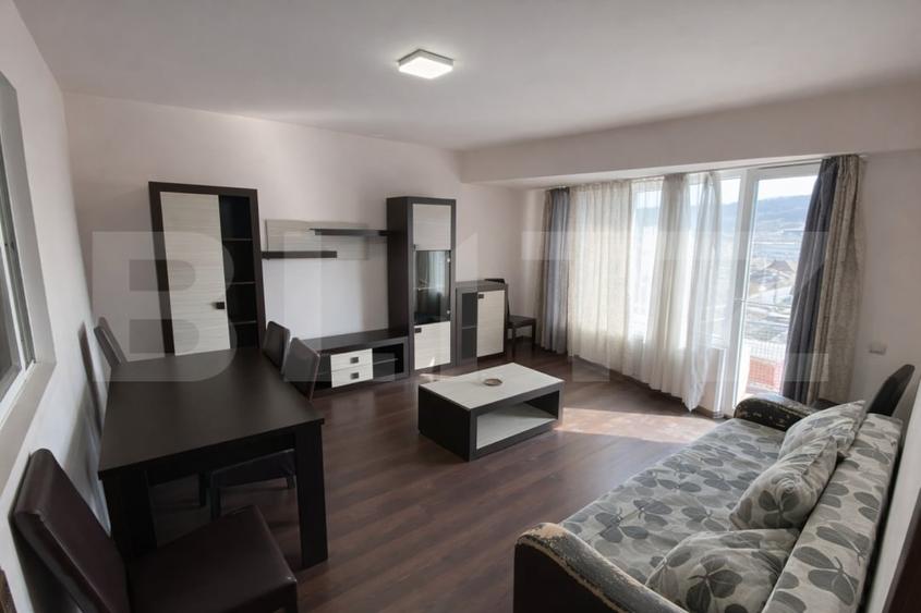 Apartament 3 camere, 55 mp, et intermediar, Parcare, Baciu, Zona Petrom - 1