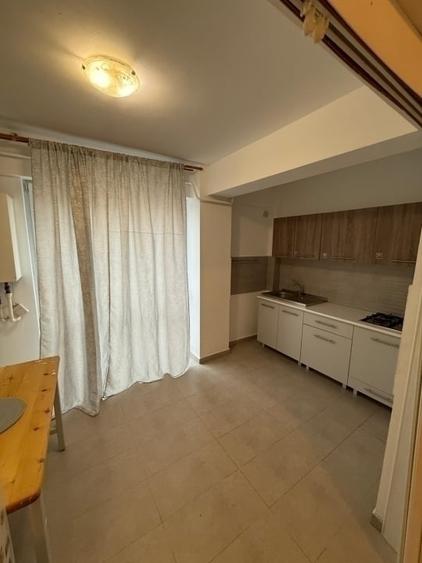 3 camere -Valea Lupului - etaj 4- 72 mp - liber - 88000 euro - 2