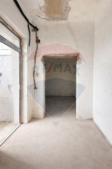 Casă / Vilă cu 2 camere de vânzare în zona Dacia - 4