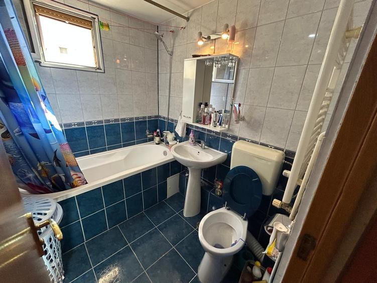 Apartament cu 3 camere decomandat în Nicolae Grigorescu