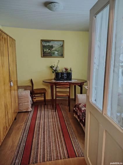Vand casa la tara - 1