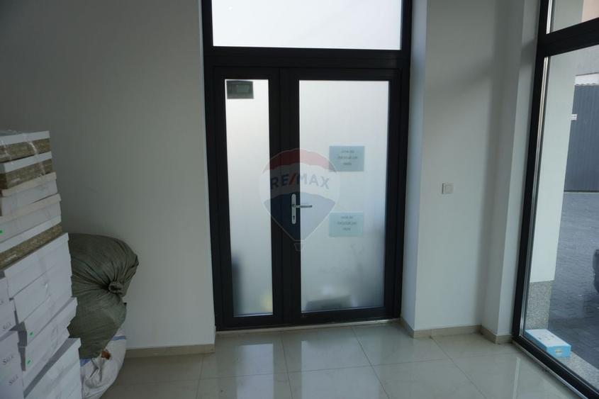 Spatiu comercial de 65mp de inchiriat pe strada Dragos Voda - 4