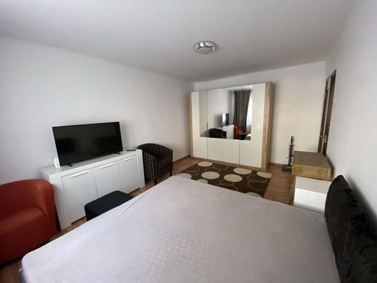 Garsoniera decomandata de inchiriat, Rovine, Posta - 6