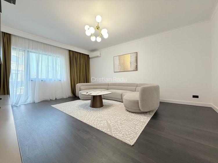 APARTAMENT 3 CAMERE - LUX | 2 BOXE | DOROBANTI