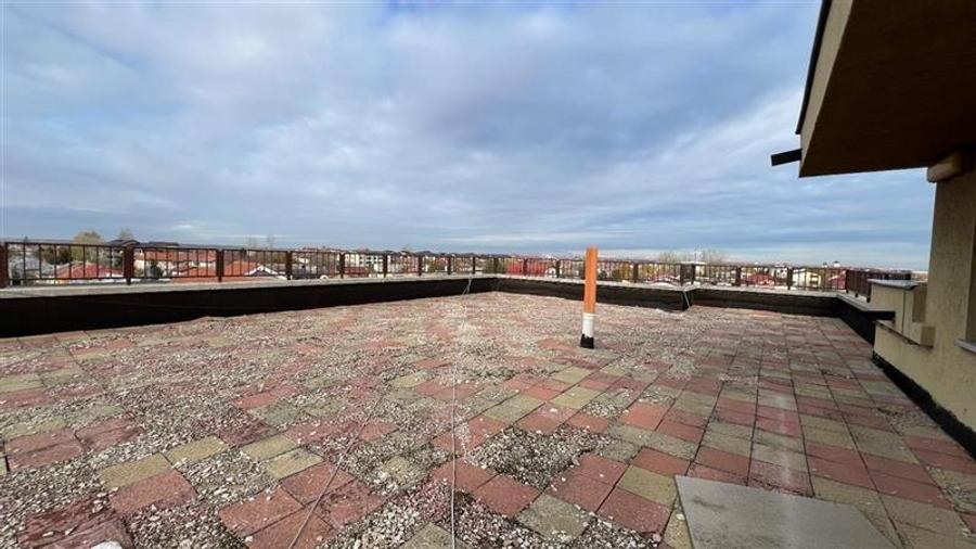 Vanzare cladire multifunctionala in Otopeni - Str. Polona - 30