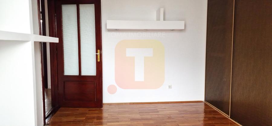 3 camere ultracentral – Piatra Neamț, etaj 4, balcon 7.9 mp - 14