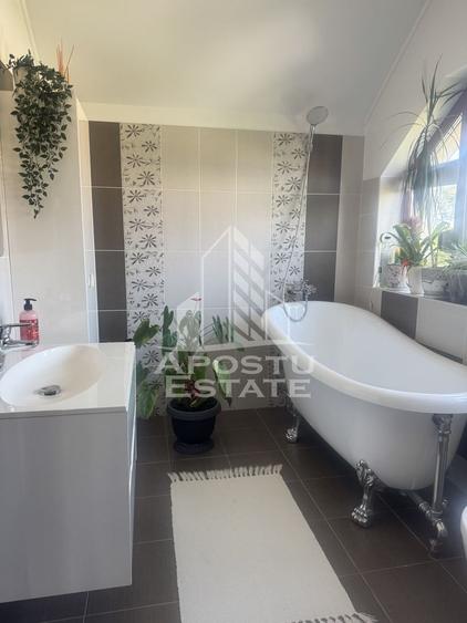 Casa individuala in GHIRODA ,vatra satului - 10