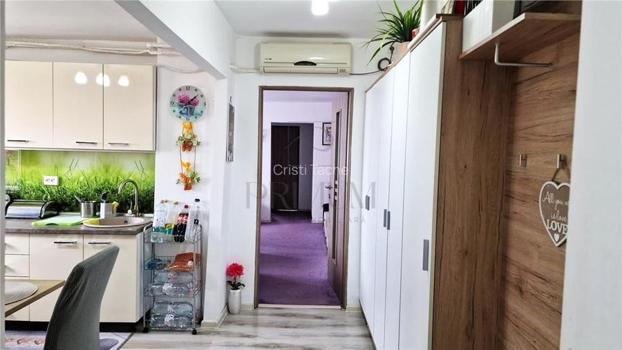 ARADULUI - 3 camere - 2 bai - 2 balcoane - centrala proprie - clima - ETAJ 3