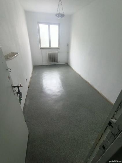 Oferta Buna, In Zona Dambovita,De Vanzare 2 Garsoniere Ocupabile Imediat !!! - 4