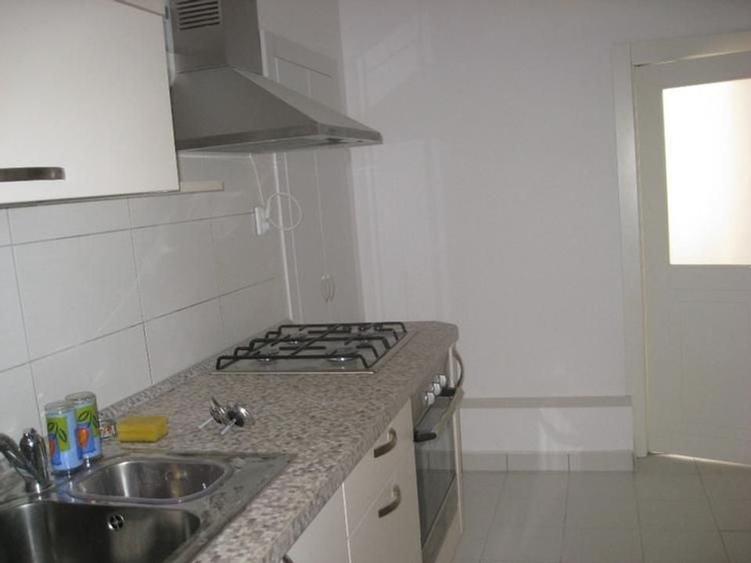 De Inchiriat Apartament 6 camere, C. Victoriei - Sala Palatului sect 1 - 11