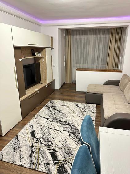 De vanzare apartament 3 camere decomandate - 7