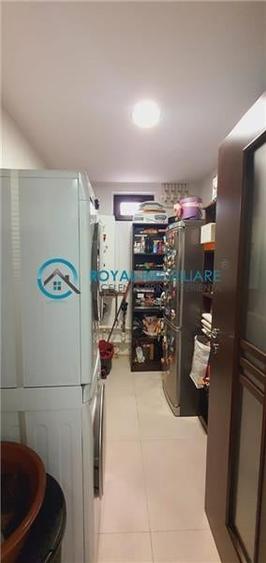 Royal Imobiliare-Vanzare Vila Zona Blejoi - 24