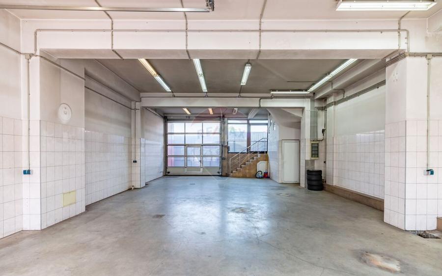 De vanzare cladire multifunc?ionala Calea Ferentari - 14