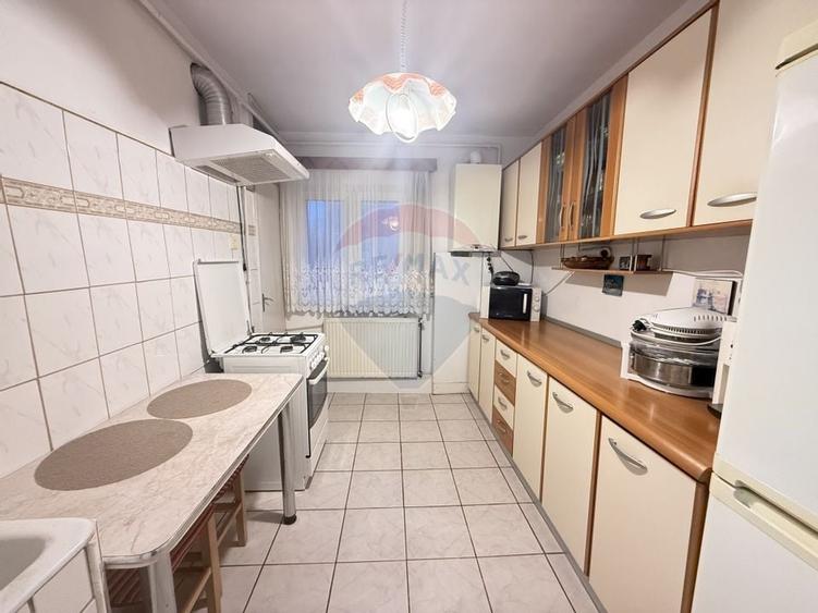 Apartament 3 camere de inchiriat in Zorilor, strada Lunii - 9