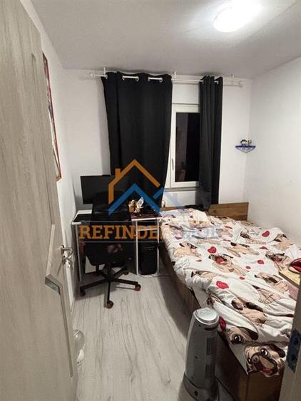 Apartament de vanzare cu 4 camere, zona Vitan - 4