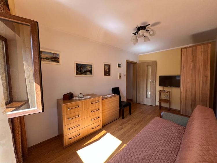 Apartament 3 camere - ideal pentru studente/colege, zona linistita si sigura - 2