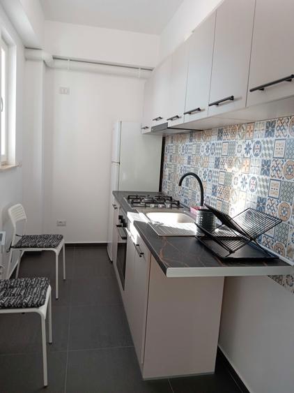 Garsoniera zona Far - 8