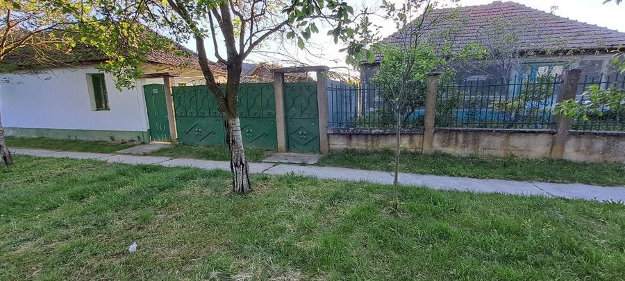 Casa de vanzare.. - 1
