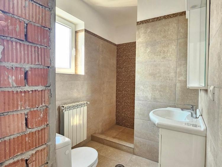 Buzau, Pietroasele - casa 4 camere, 2 bai, 150 mp utili. - 13