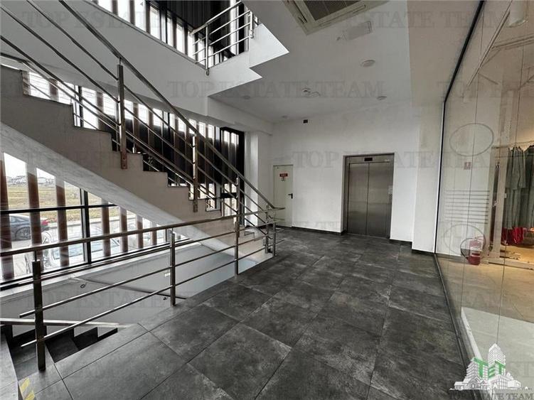 Spatiu comercial de vanzare cu chiriasi / Investitie in zona de Nord - 4