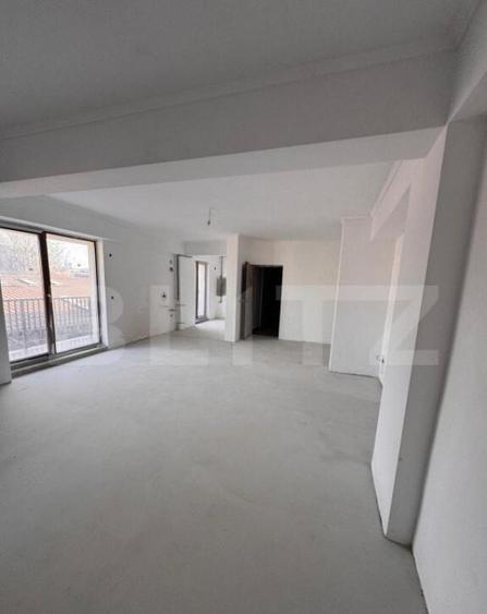 Apartament de vanzare, cu 2 camere, 82 mp, zona Bucurestii N - 7