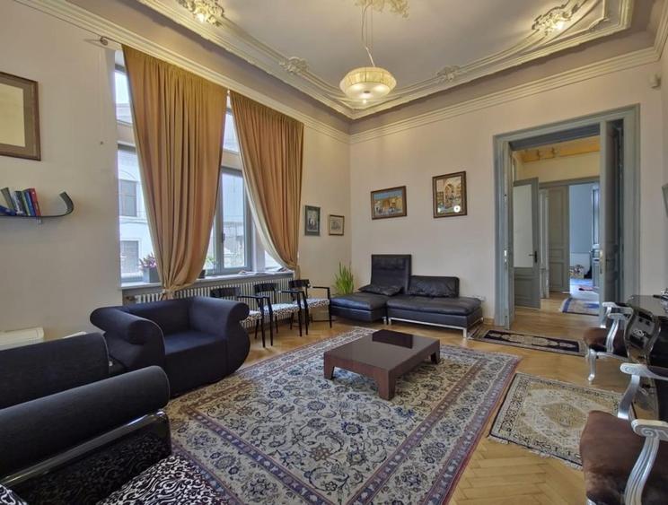 Vila cu arhitectura , 1000mp, 685 mp teren - 6