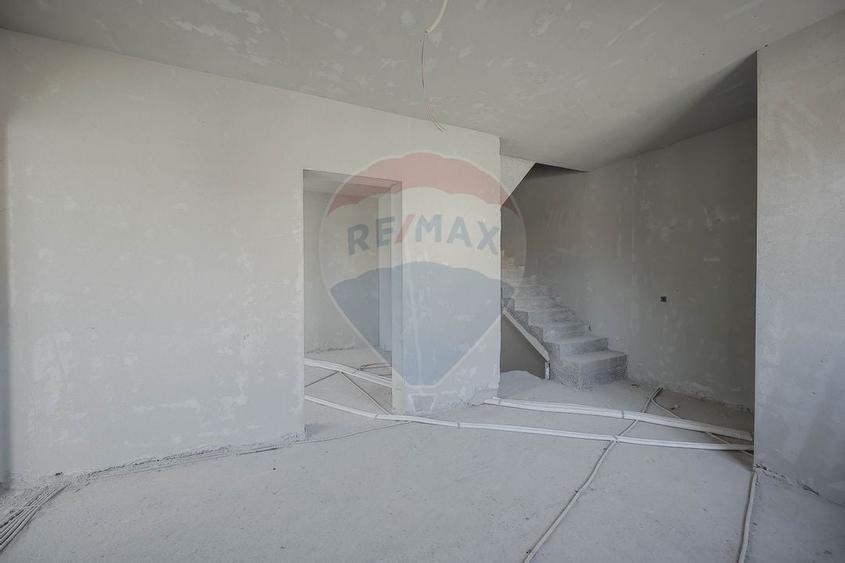 Casa noua cu 2 Dormitoare, de Vanzare, zona Iosia - 3