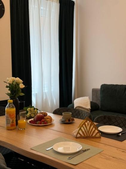 Unirii-Ultracentral-4 camere-Renovat integral-Afacere la Cheie - 10