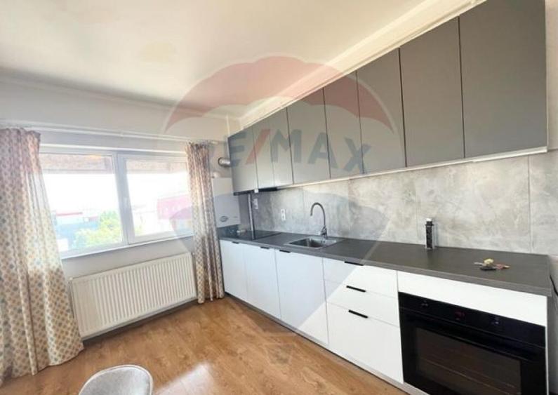 Apartament de inchiriat 3 camere, Aleea Rosiorilor - 8